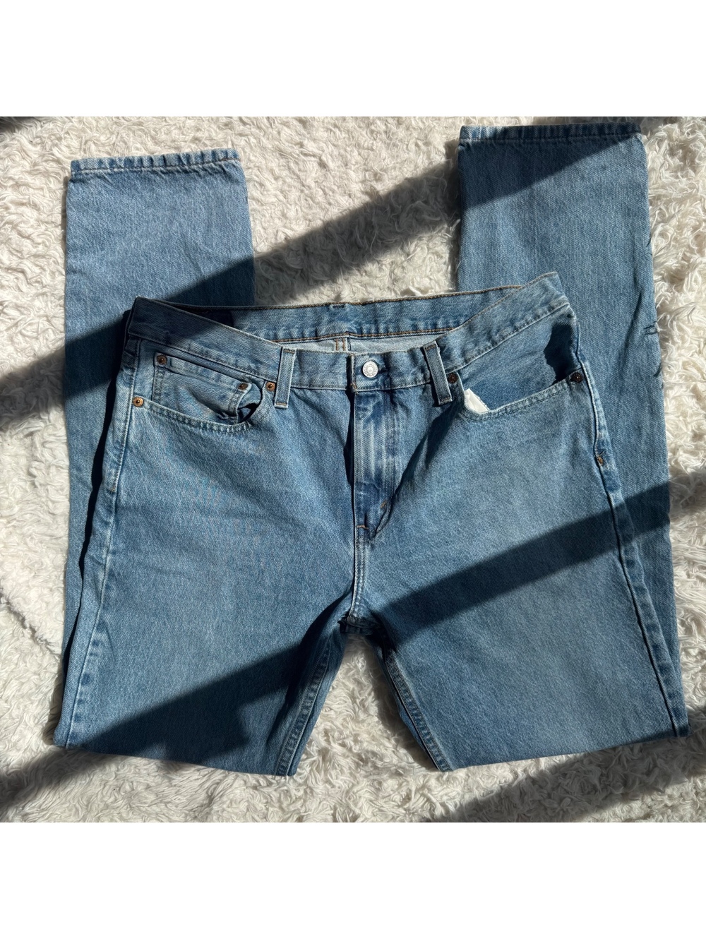 Levi’s 35x34 light wash jeans